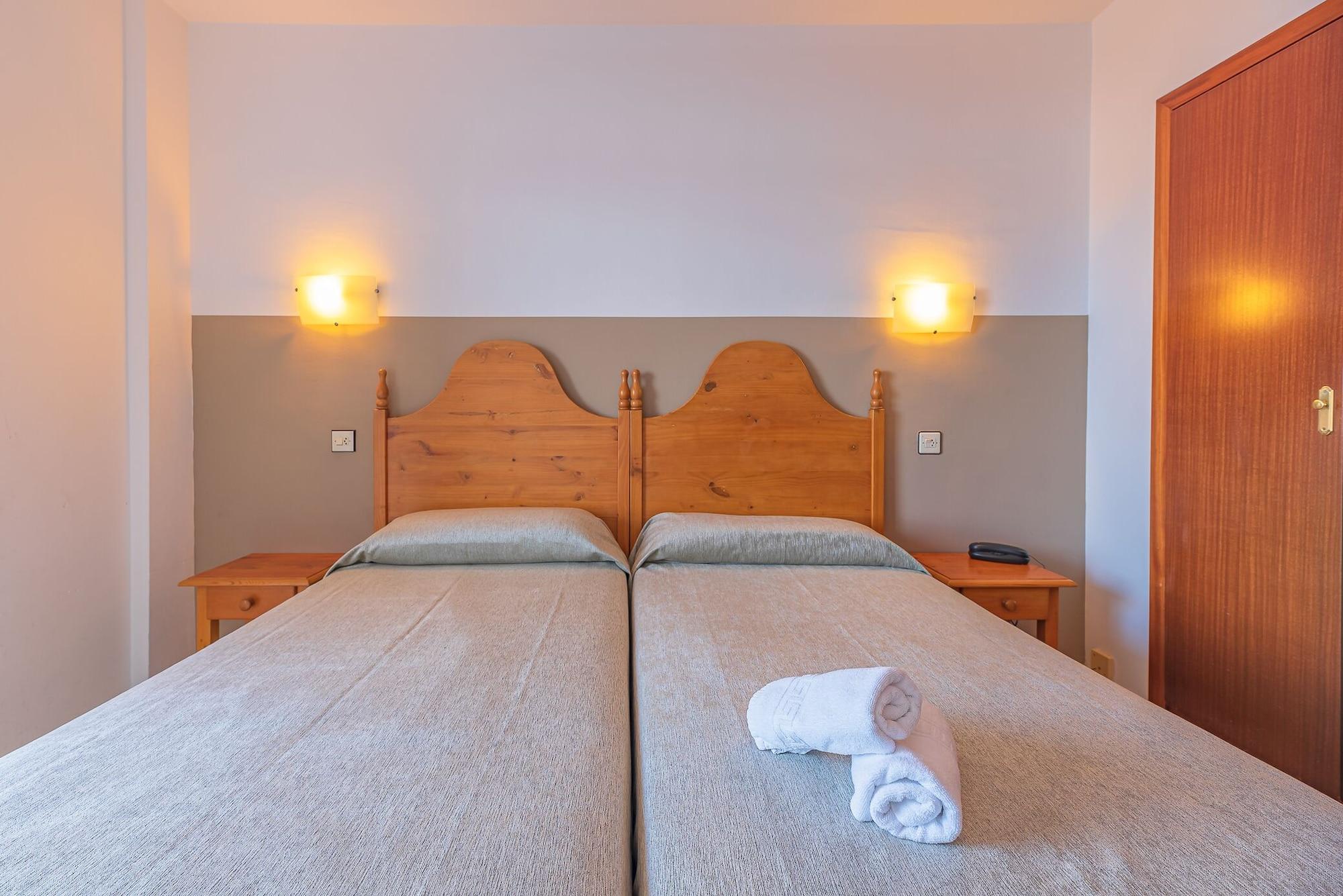 Xon'S Platja Ha Otel Empuriabrava Dış mekan fotoğraf